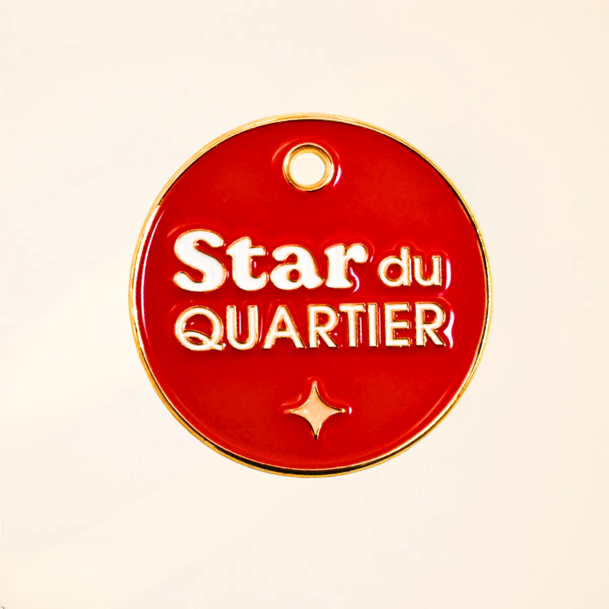 fid-le-paris-m-daille-chien-star-du-quartier-rouge-32-mm image 1