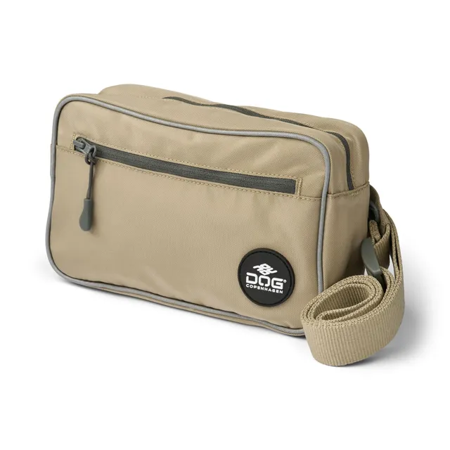 dog-copenhagen-go-explore-sac-ceinture-desert-dune-banane-tanche image 1