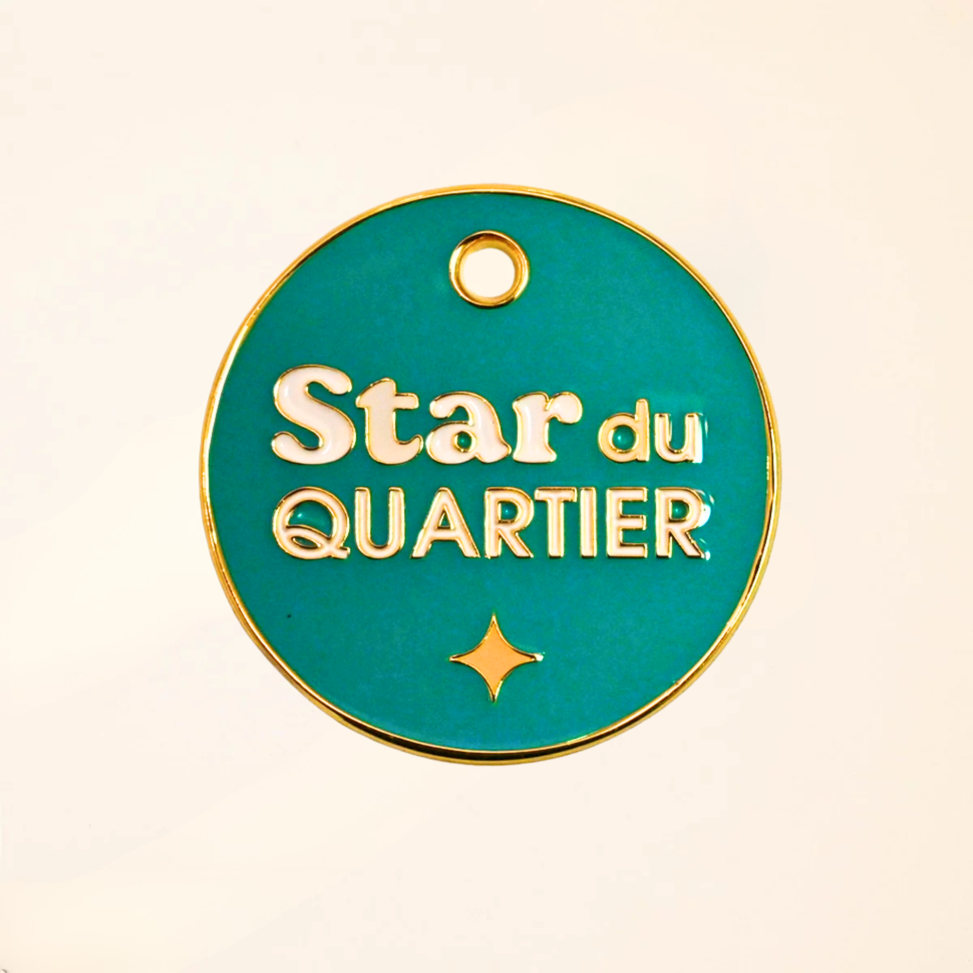 fid-le-paris-star-du-quartier-m-daille-chien-bleu-paon-32-mm image 1
