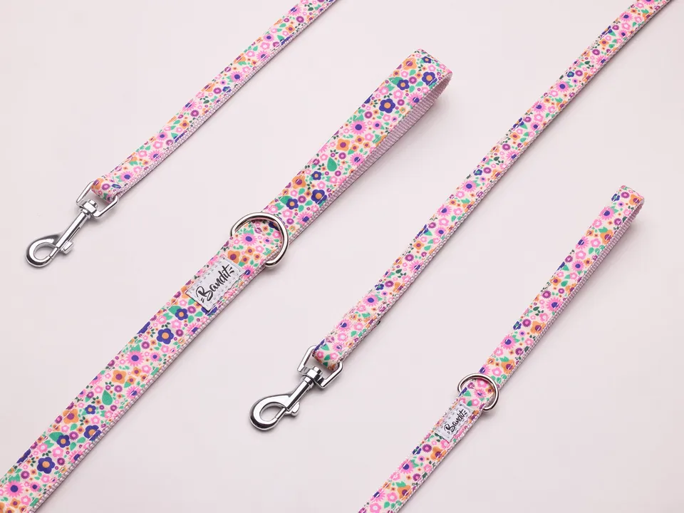 bandit-laisses-pink-blossom-laisse-rose-fleuri-120-cm image 1