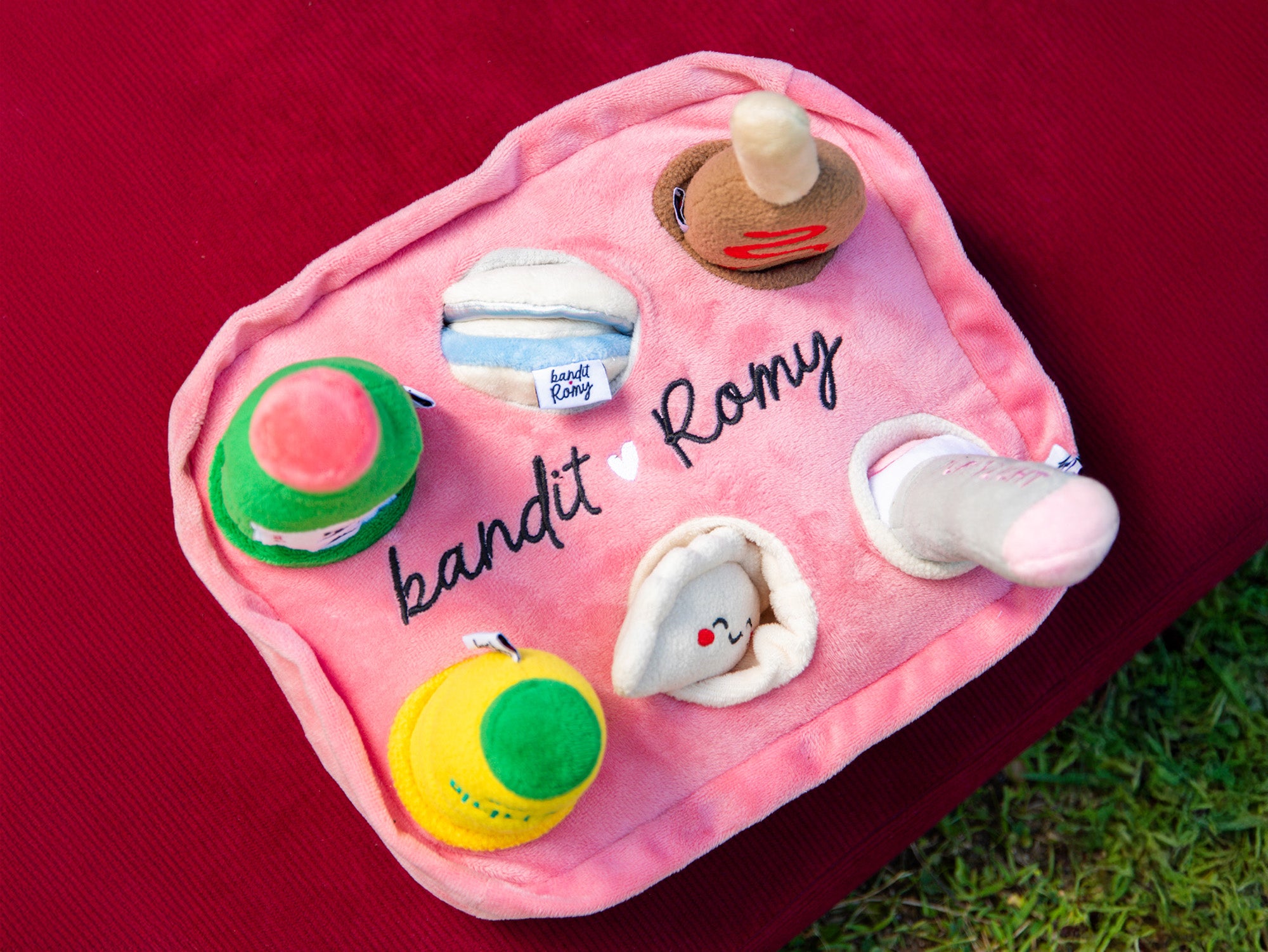 bandit-x-romy-box-6-jouets-pour-chien-fun-pop image 1