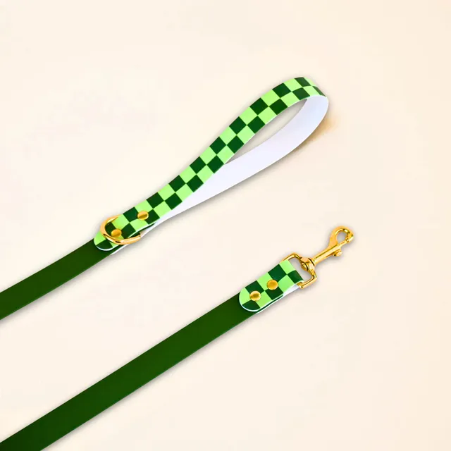 fid-le-damier-laisse-chien-vert-tpu-imperm-able image 1