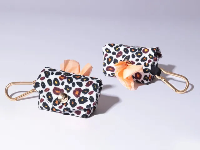 bandit-l-opard-pochette-sacs-crottes-fashionista-illet image 1